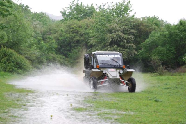 Haciendo derrapar al buggy
